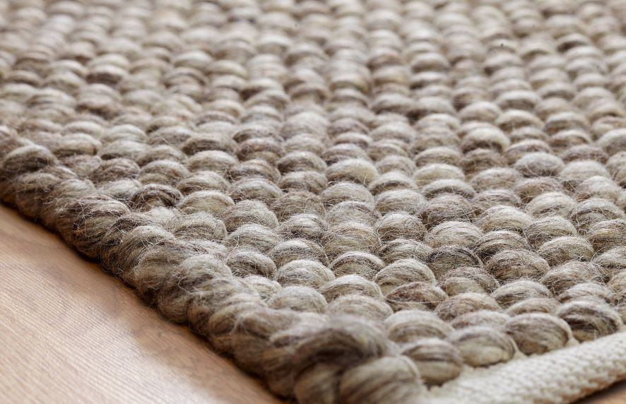 The Oriental Weavers Savannah felted wool rug available for sale from talkrugs