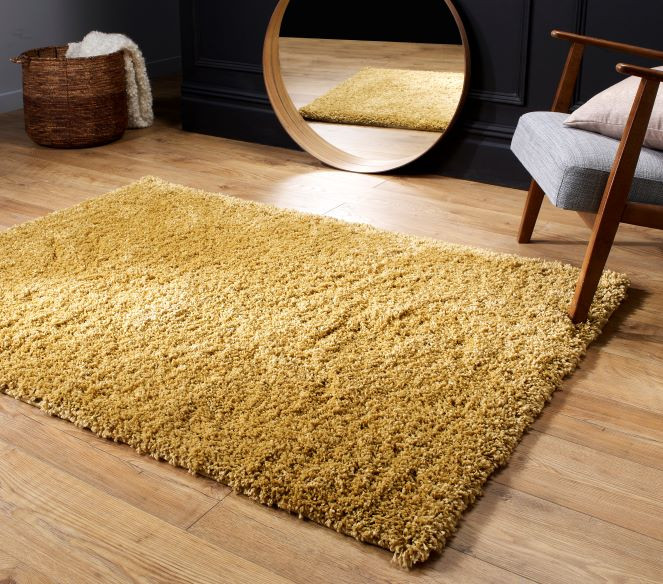 The Oriental Weavers Serene fluffy rug is available to buy online from talkrugs.co.uk